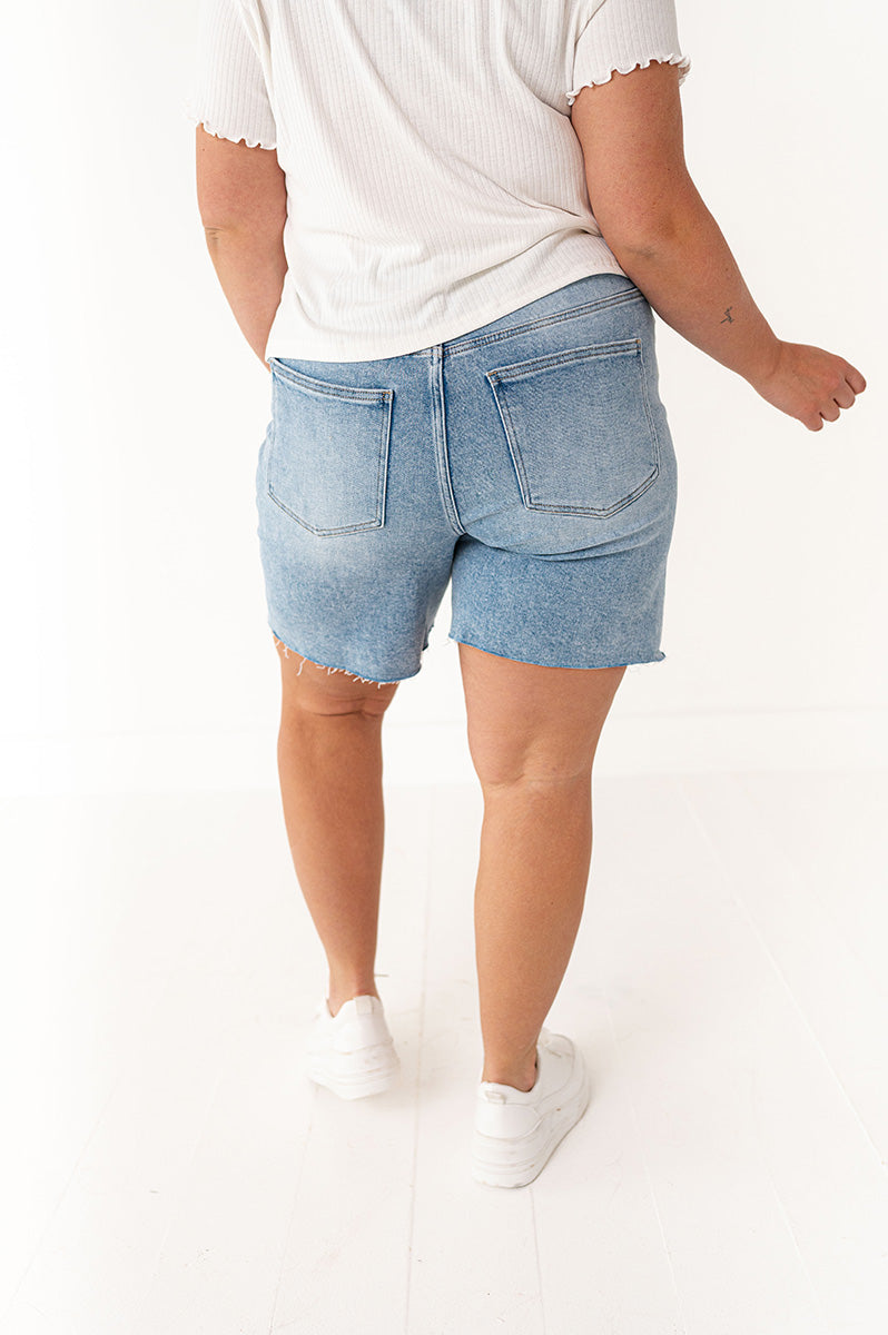 Risen - Axel Denim Shorts in Light Wash