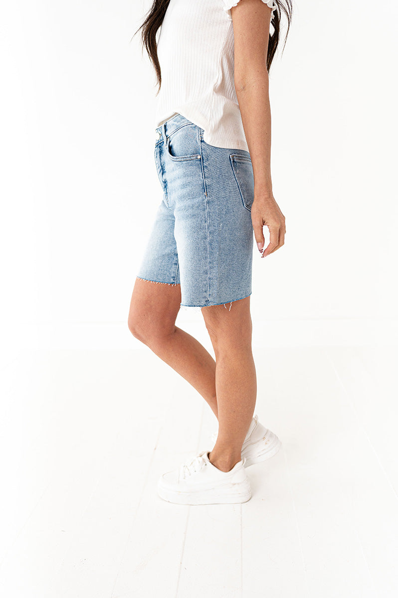 Risen - Axel Denim Shorts in Light Wash