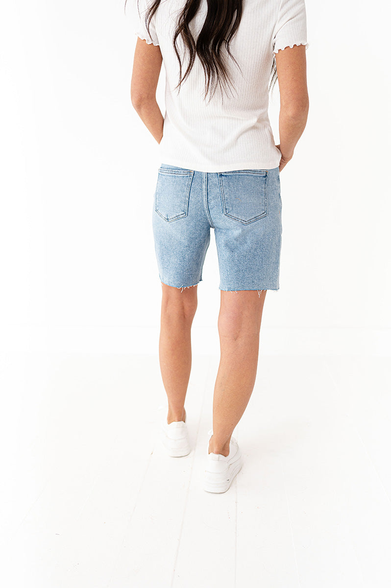 Risen - Axel Denim Shorts in Light Wash